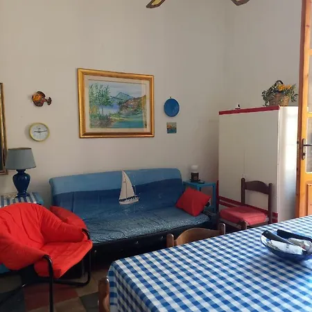 Azzurro In Paese * Tropea